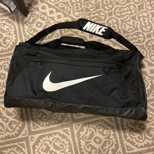 Nike sports duffel bag